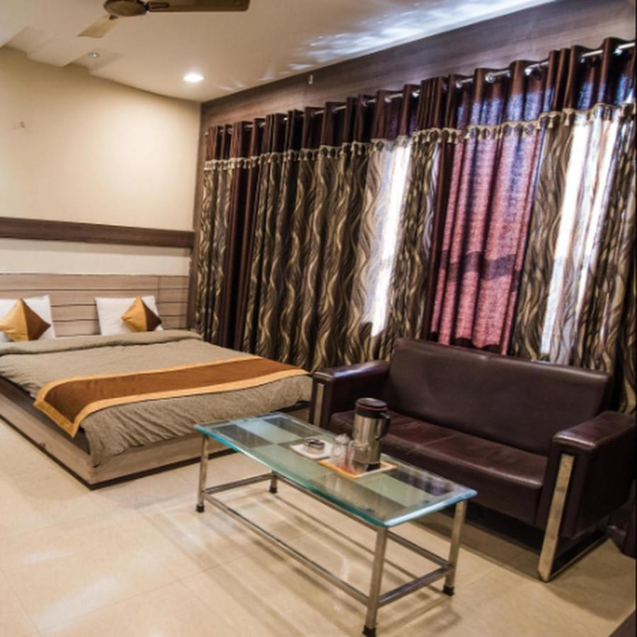 Brij Palace Hotel Bhopal Exterior photo