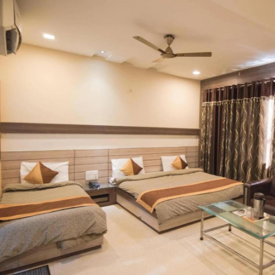 Brij Palace Hotel Bhopal Exterior photo